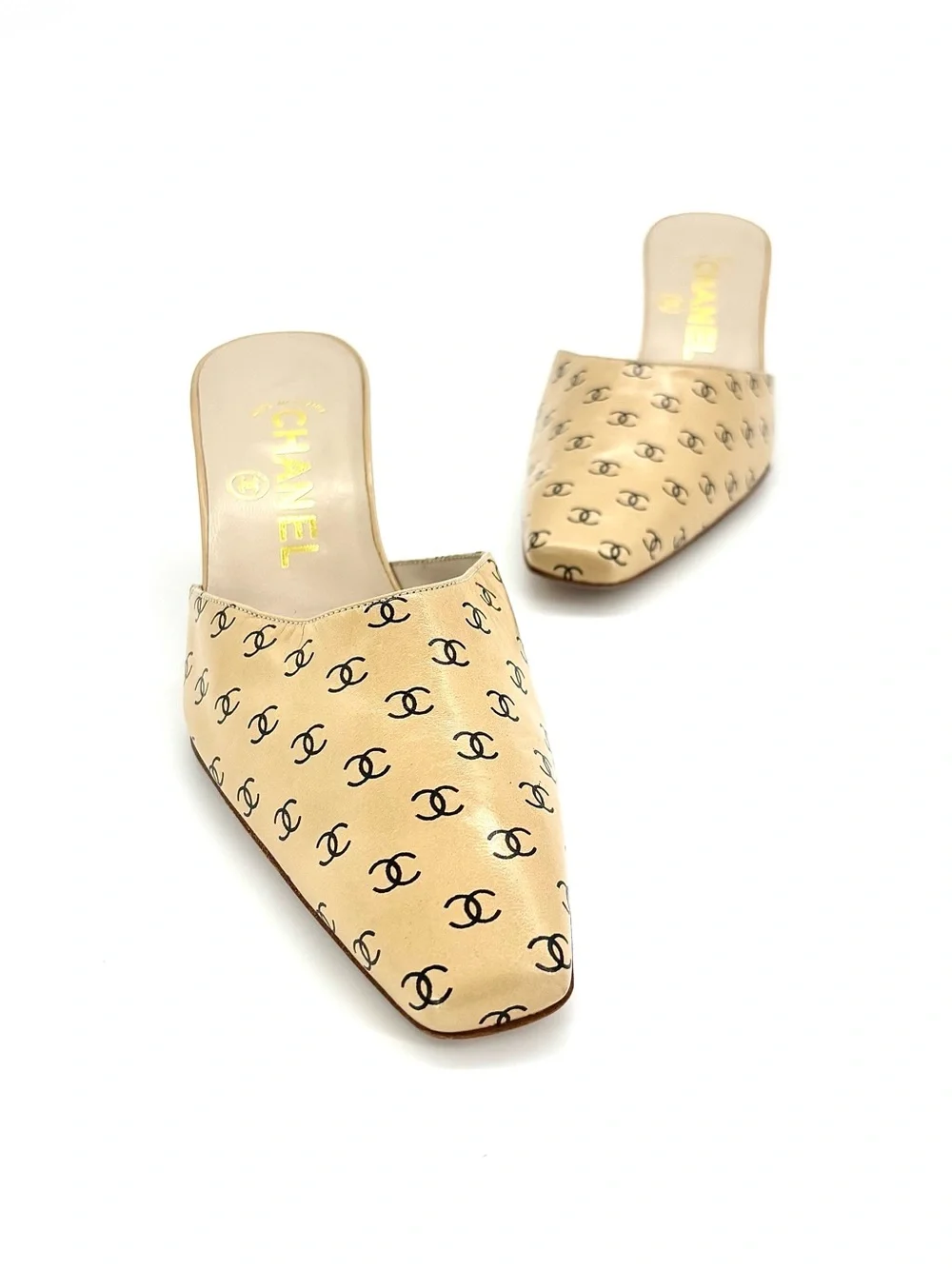 Chanel Vintage Lagerfeld CC Print Pointed Toe Kitten Heel Mules Slip On Pumps 36